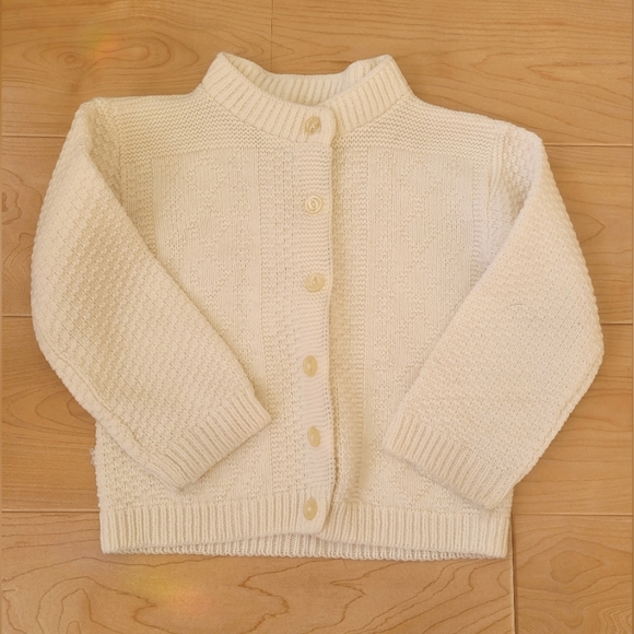 Vintage handmade handknit cream off-white cardigan sweater - Picture 10 of 10